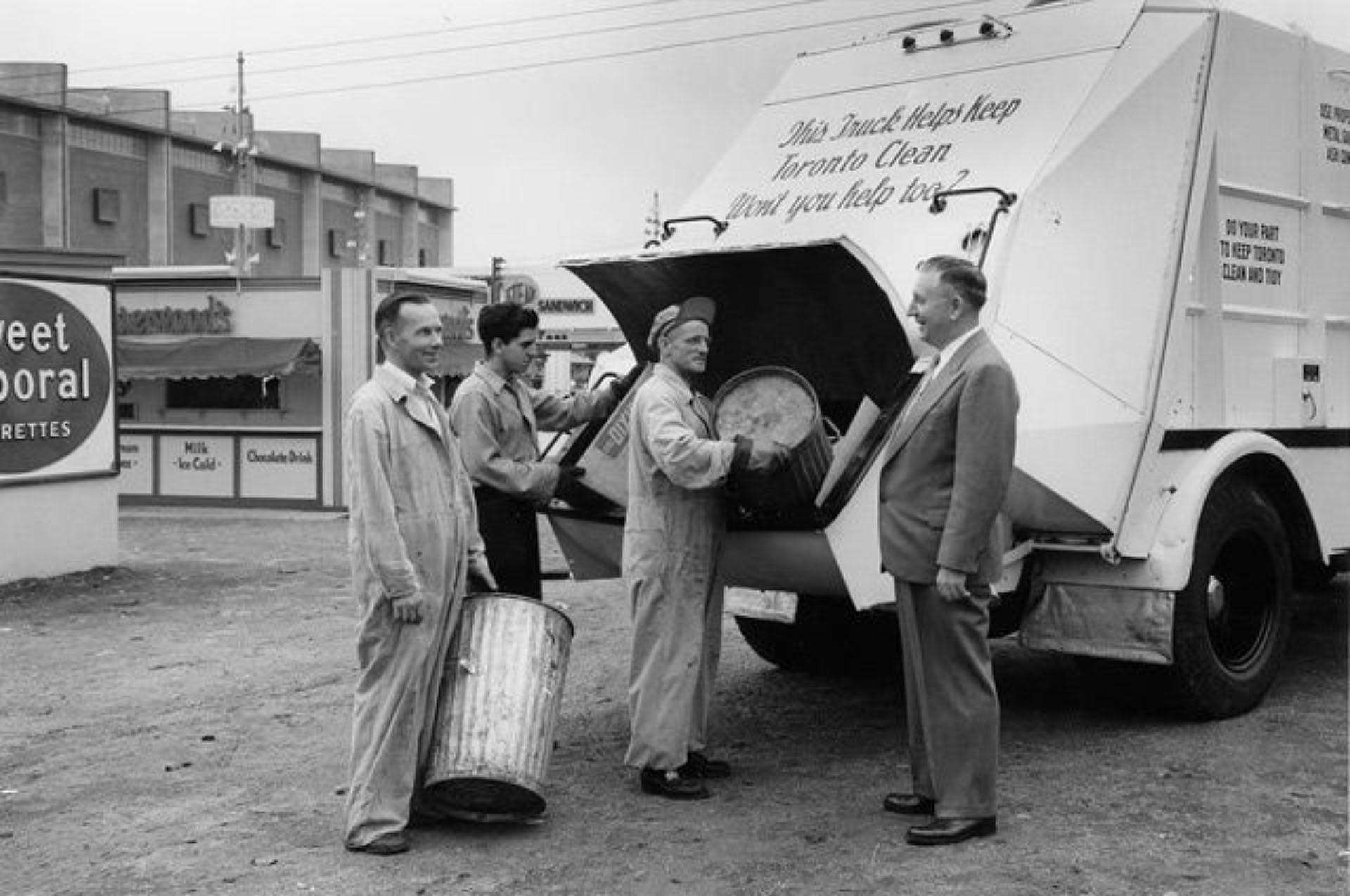 rubbish men 1950s