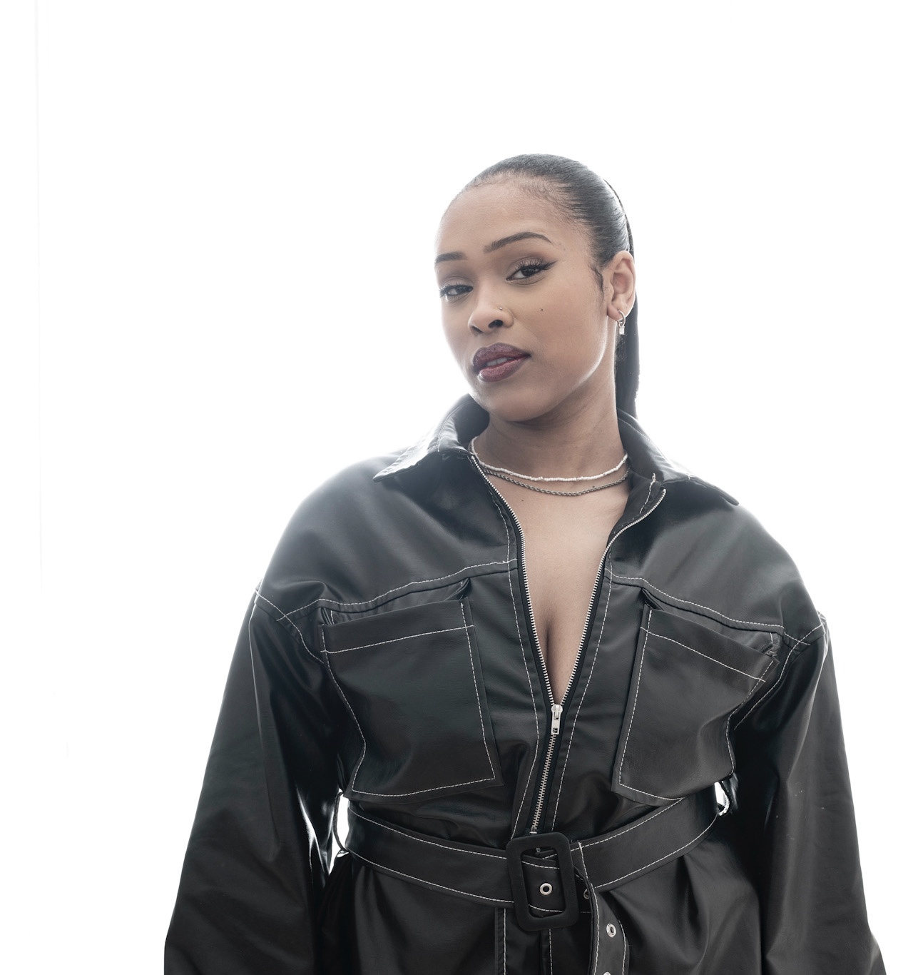 Sade Amor – ‘Lowkeylvrs’ is a vibe we can move to