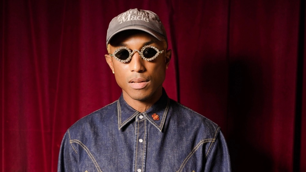 Watch: Pharrell make his debut for Louis Vuitton SS24 |  Fashion