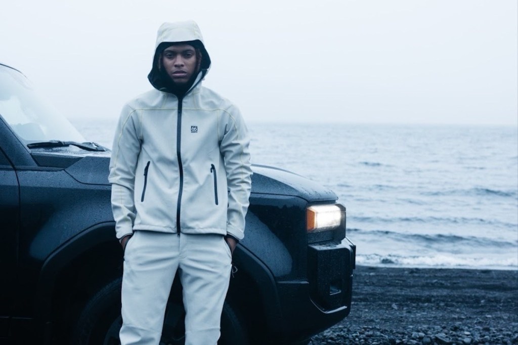 Nemzzz Sounds Lost On Full Capacity Beat For&nbsp;‘8PM’