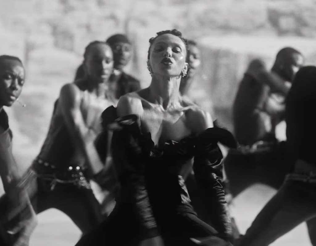 Watch: FKA Twigs Shares Fresh Media for Latest Single&nbsp;‘Hard’