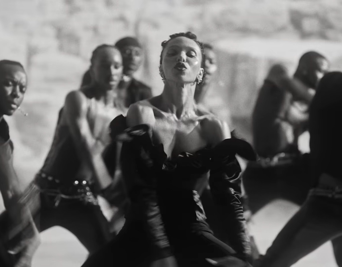 Watch: FKA Twigs Shares Fresh Media for Latest Single&nbsp;‘Hard’